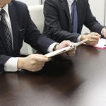 信頼と効率を両立させる請求書業務とアウトソーシング活用術